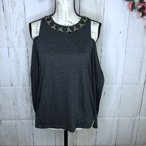 Romeo + JULIET COLD SHOULDER Top. Embellished